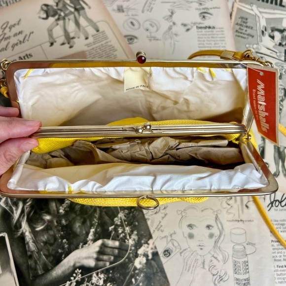 NEW Vintage Made in Italy Yellow Gathered Woven Clutch Shoulder Bag - Picture 9 of 13